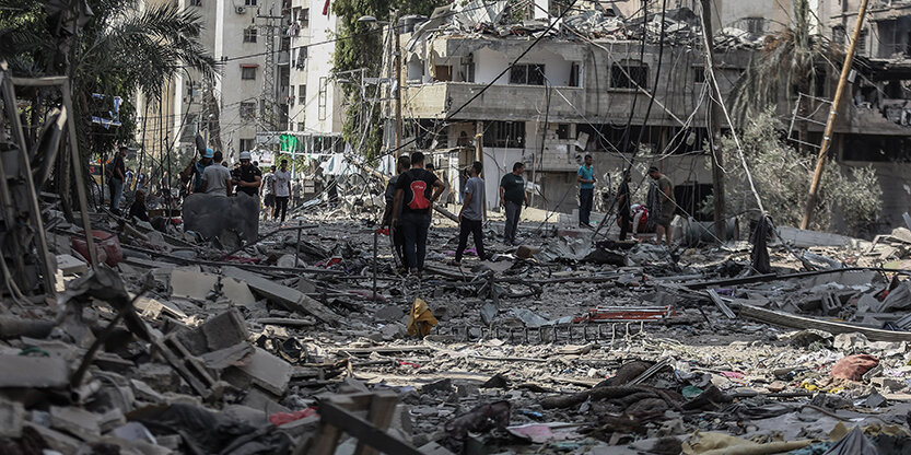 Gebuerten am Gaza-Sträif - ennert schwiiregsten Konditiounen | © picture alliance/dpa | Mohammed Talatene