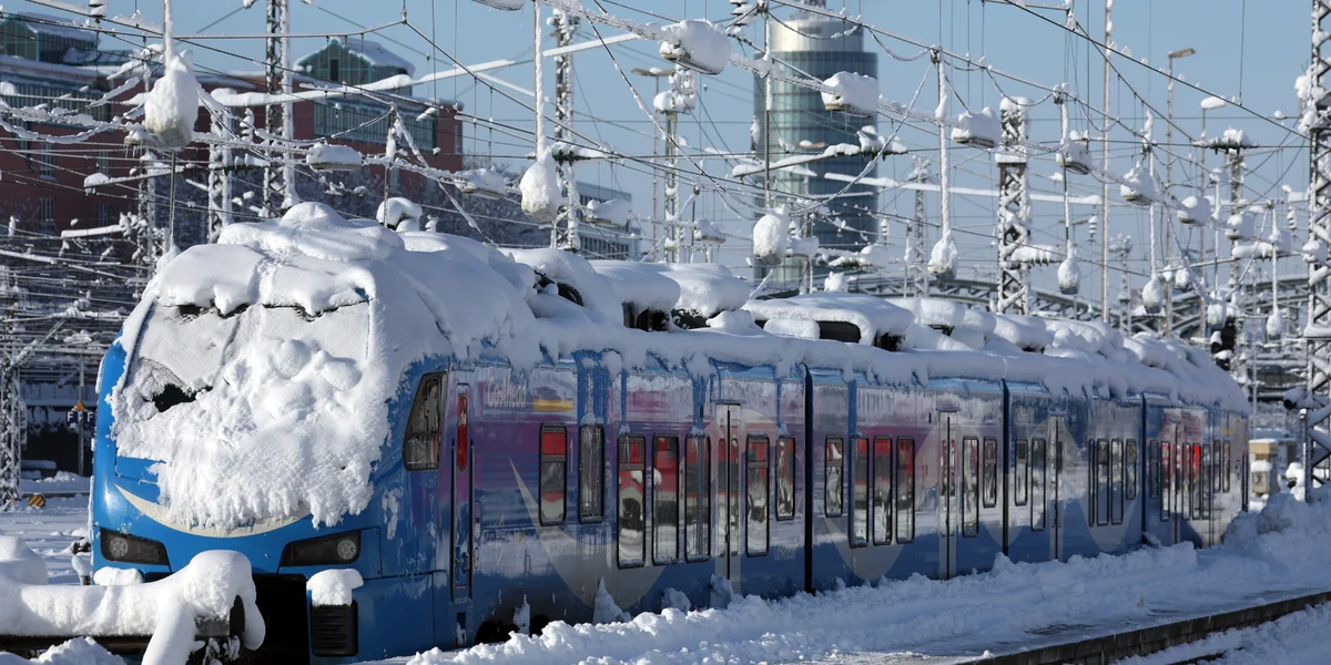 Ageschneiten Zuch um Haupbahnhof zu München | © picture alliance/dpa | Karl-Josef Hildenbrand Ageschneiten Zuch um Haupbahnhof zu München | © picture alliance/dpa | Karl-Josef Hildenbrand