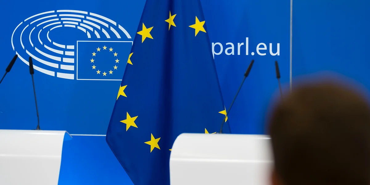Europaparlament: Liwwerkette-Gesetz soll am Eilverfahren geännert ginn | © European Union