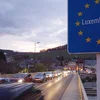 Iwwerstonne vun däitsche Frontaliere gi besteiert