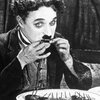 Charlie Chaplin: De gréisste Komiker deen d'Welt gesinn huet