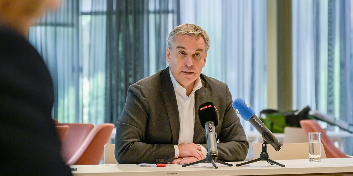 D'Hotelsschoul kritt ee Site zu Wickreng