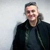 © Michel Delage "Physesch zesummekomme fir Mënschen ze sinn" | © Michel Delage
