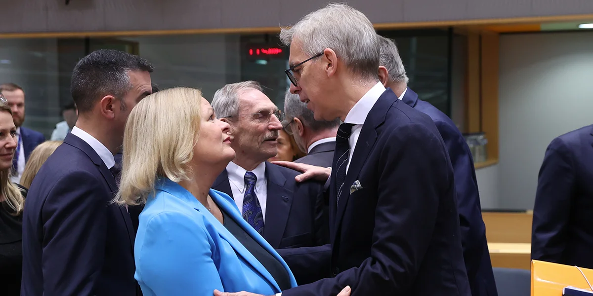 Déi däitsch Inneministesch Nancy Faeser an de Léon Gloden zu Bréissel. | © European Council Déi däitsch Inneministesch Nancy Faeser an de Léon Gloden zu Bréissel. | © European Council