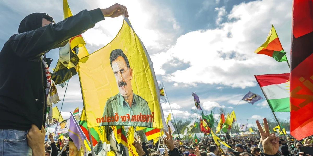 Kurdesch Aarbechterpartei PKK kënnegt hir Opléisung un | © picture alliance/dpa | Andreas Arnold