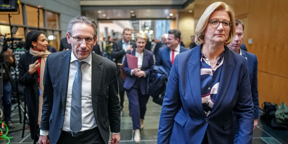 Jörg Kukies (SPD) a Manuela Schwesig (SPD) | ©  picture alliance/dpa | Kay Nietfeld