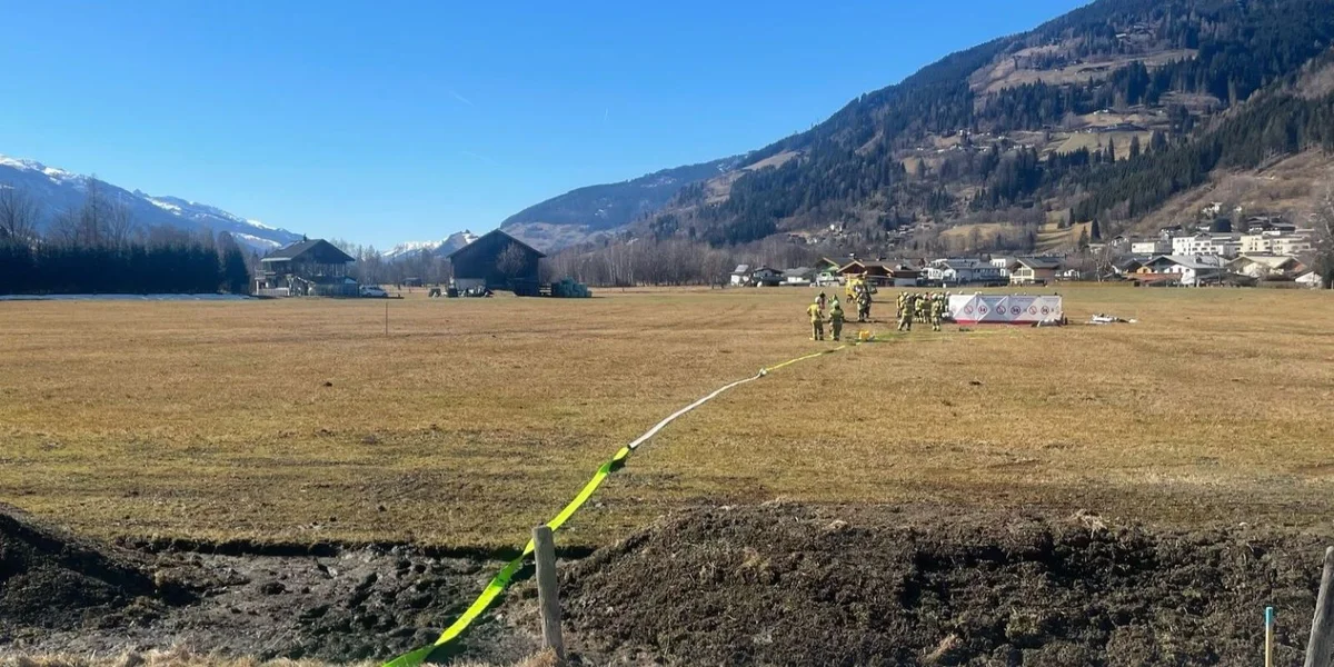 Klenge Fliger aus Lëtzebuerg ofgestierzt | © Freiwillige Feuerwehr Zell am See Klenge Fliger aus Lëtzebuerg ofgestierzt | © Freiwillige Feuerwehr Zell am See
