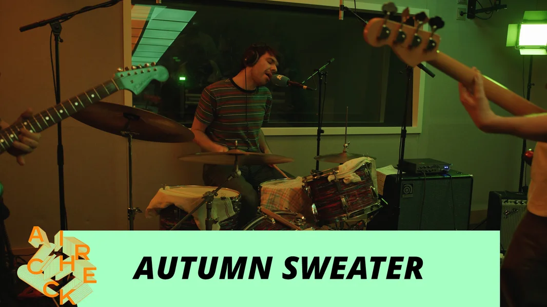 100,7-Aircheck Session: Autumn Sweater