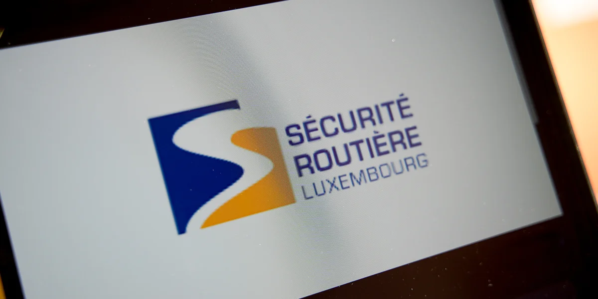 Sécurité routière: Firwat d'Assurancen net méi bezuelen